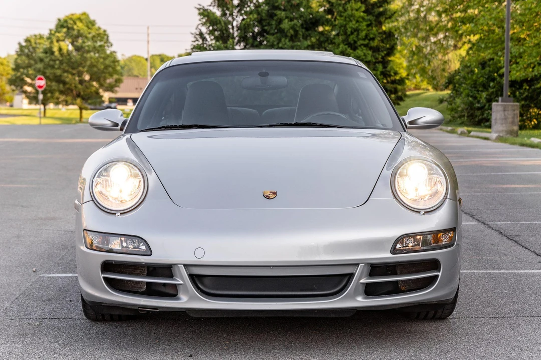 2006 Porsche 997 Carrera 4 - Image 6 of 18