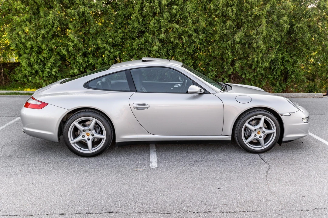 2006 Porsche 997 Carrera 4 - Image 3 of 18