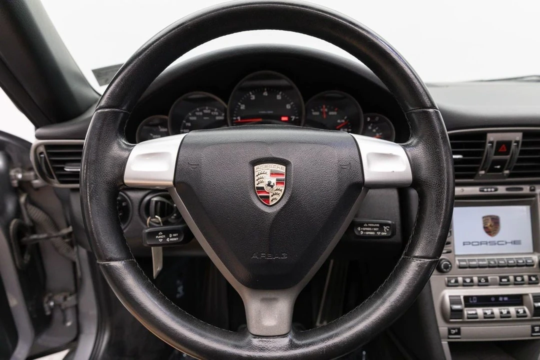 2006 Porsche 997 Carrera 4 - Image 24 of 31