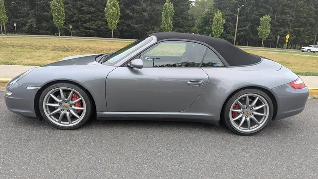 2006 Porsche 911 Carrera 4/S Cabriolet 6-Speed