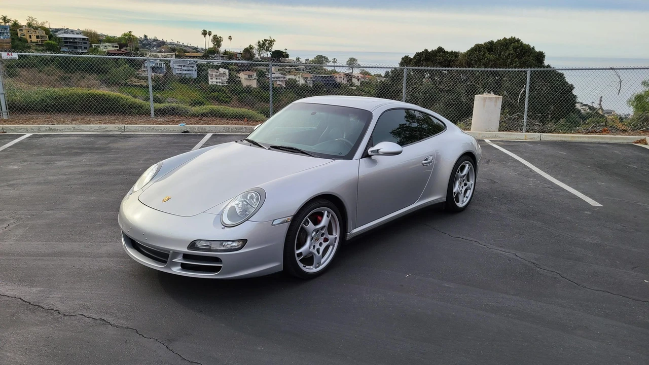 2006 Porsche 997 Carrera 4S - Image 8 of 31