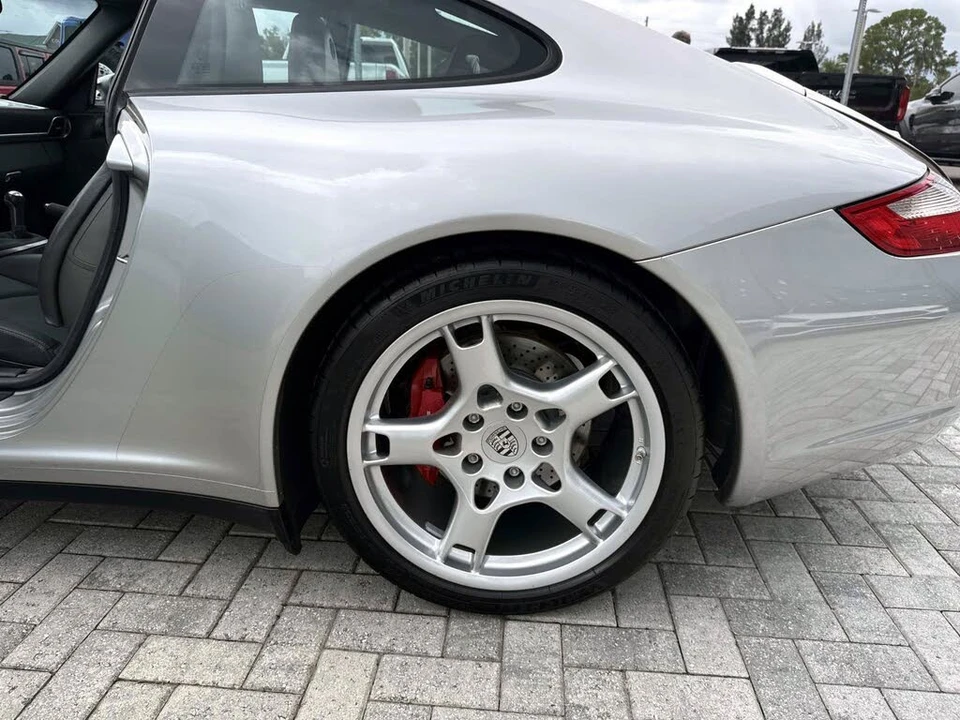 2006 Porsche 997 Carrera 4S - Image 10 of 29