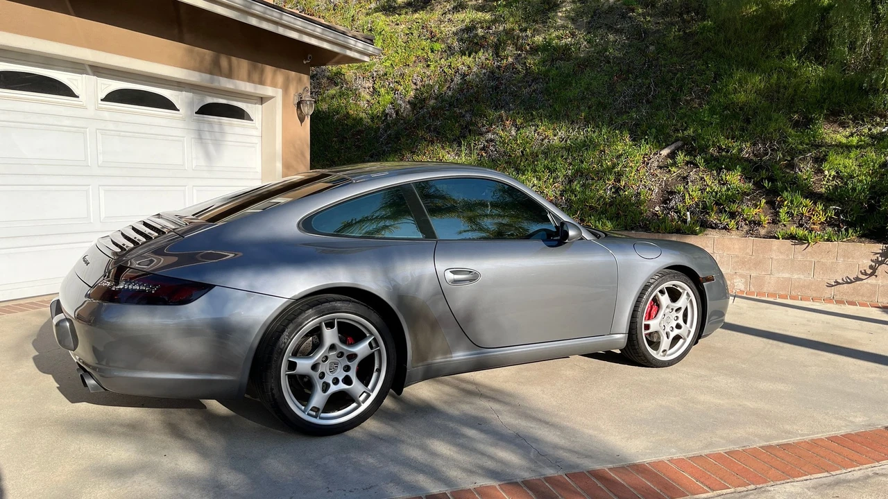 2006 Porsche 997 Carrera - Image 2 of 18