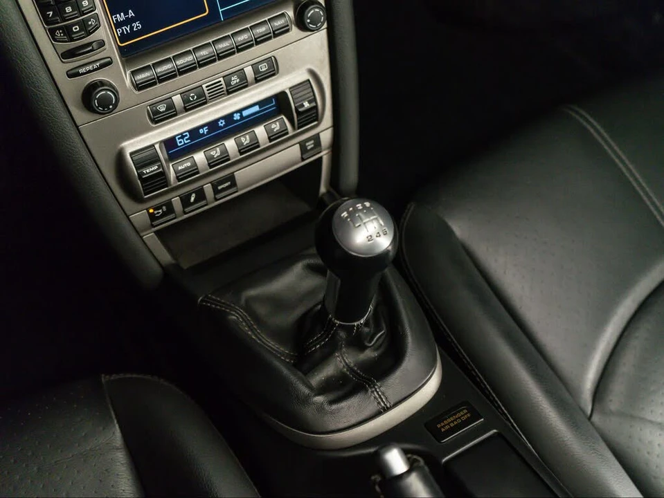 2006 Porsche 997 Carrera - Image 28 of 31