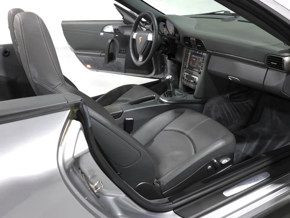 2006 Porsche 997 Carrera - Image 24 of 31