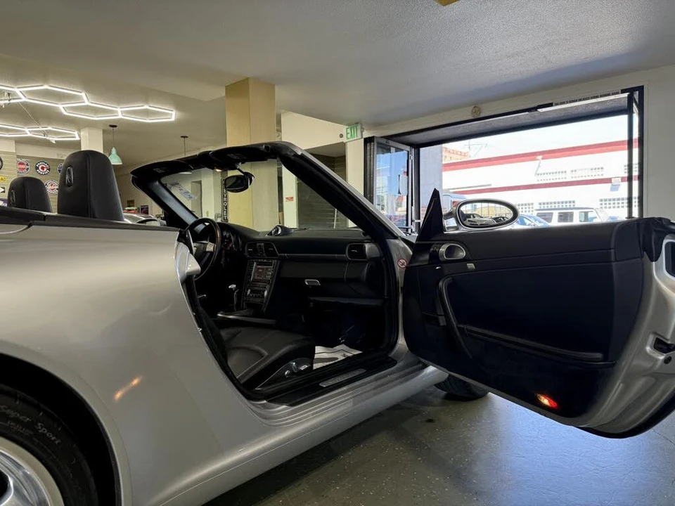 2006 Porsche 997 Carrera - Image 15 of 31
