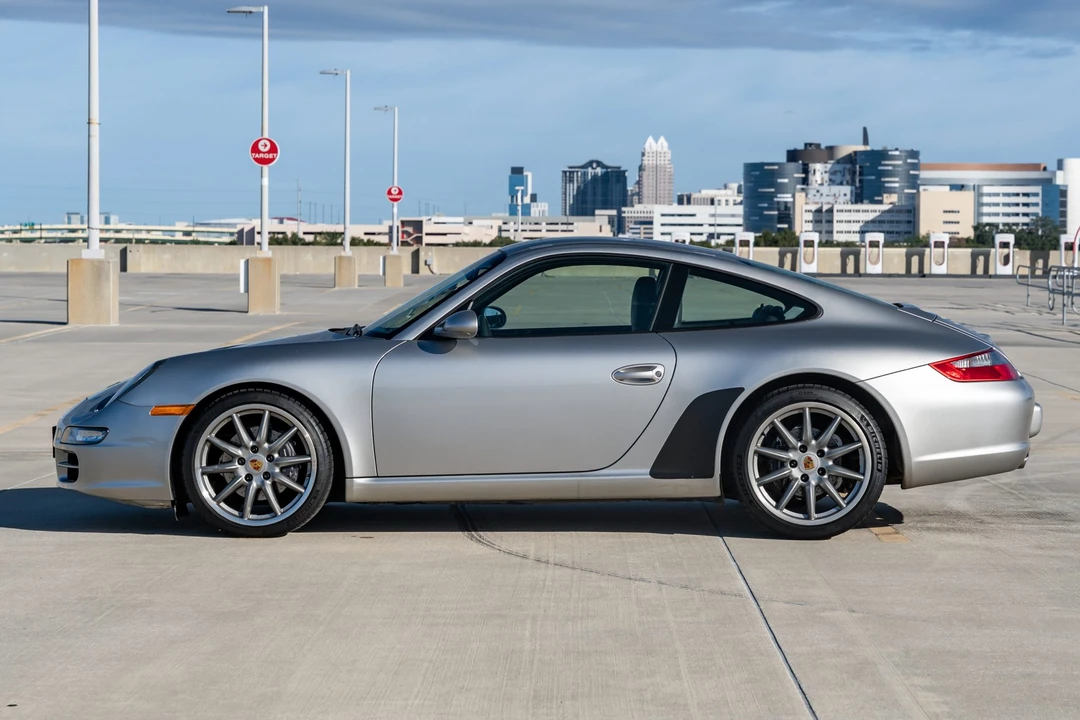 2006 Porsche 997 Carrera - Image 10 of 31