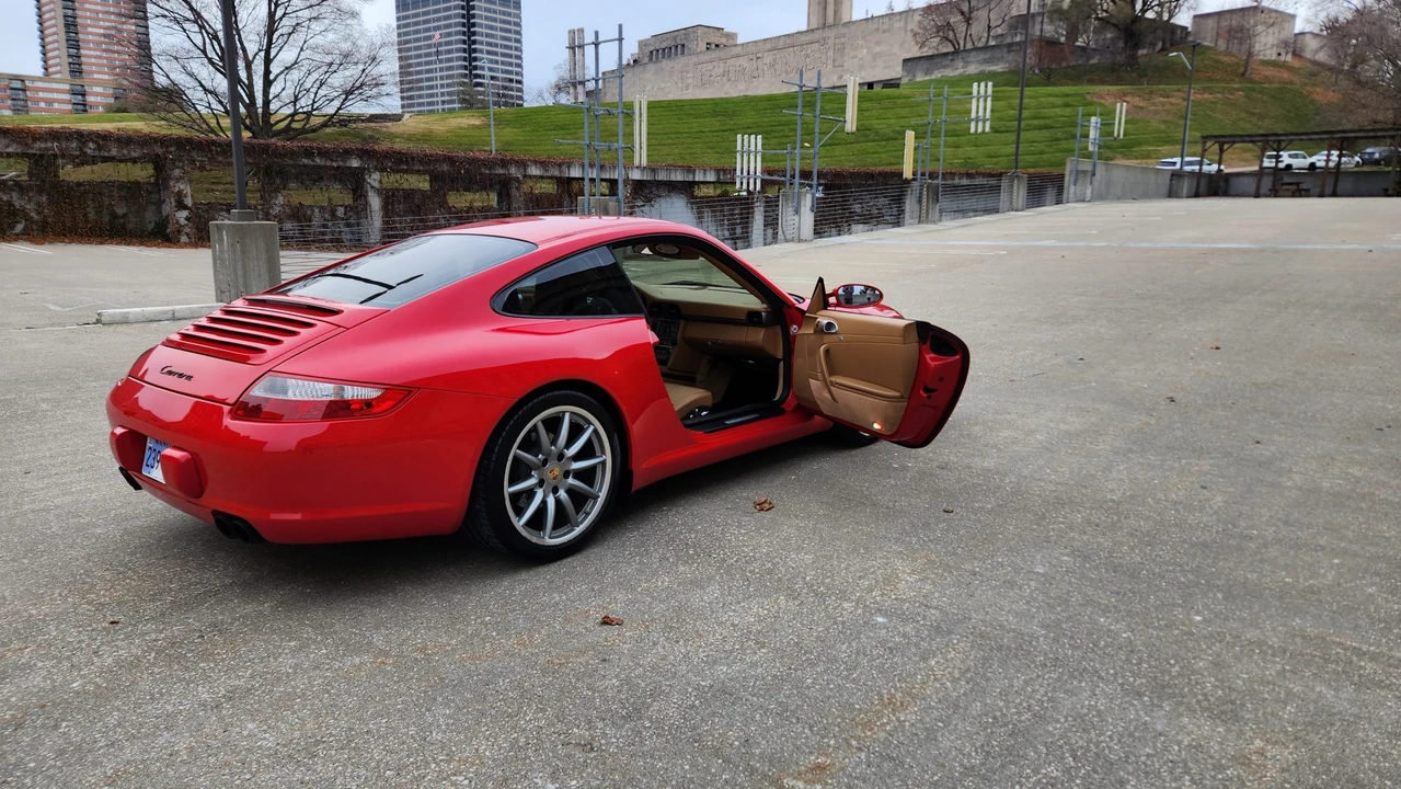 2006 Porsche 997 Carrera - Image 9 of 31