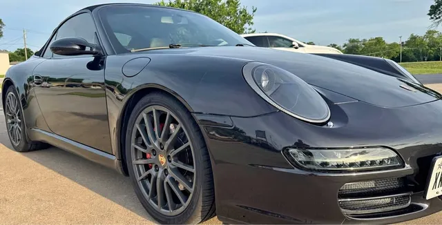 2006 Porsche 911 Carrera S Cabriolet 2D