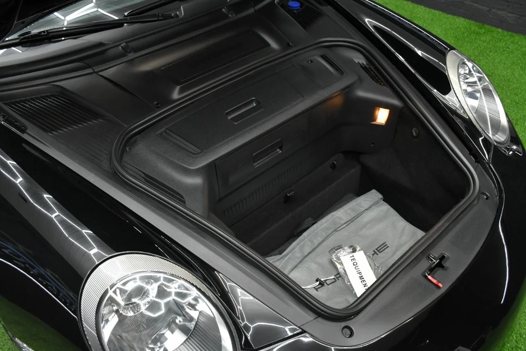 2006 Porsche - Image 9 of 31