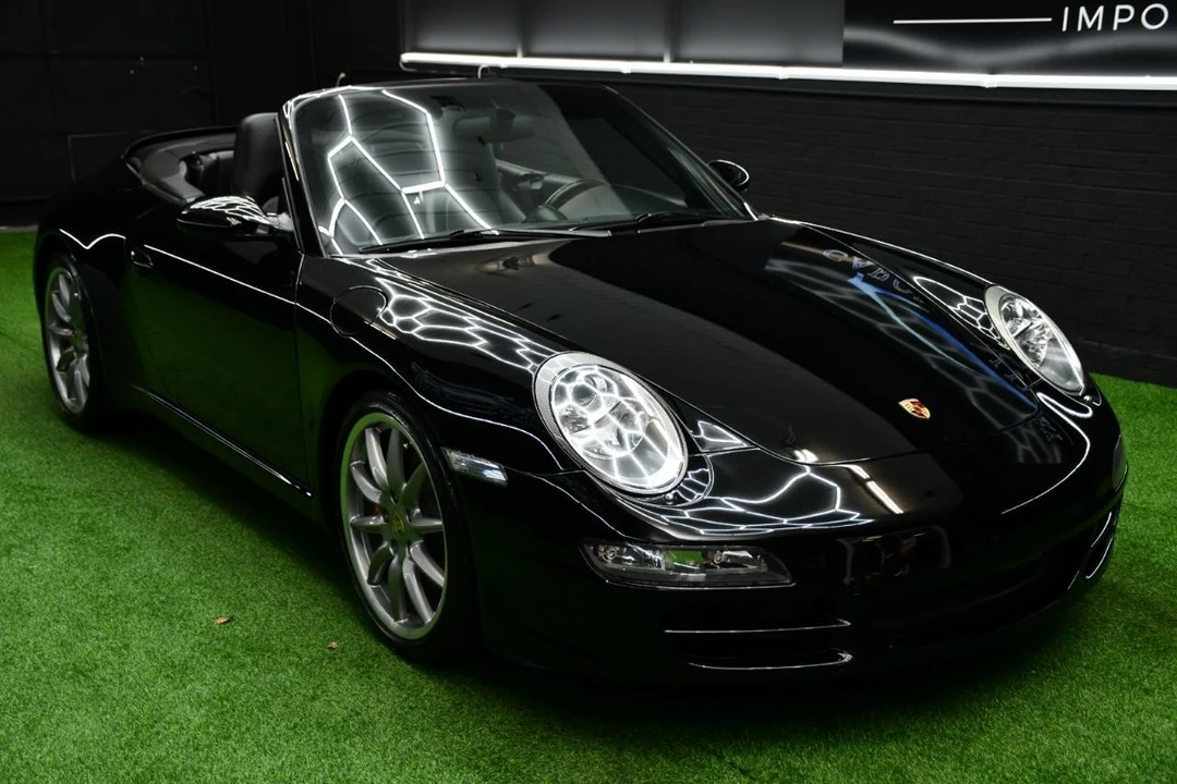 2006 Porsche - Image 6 of 31