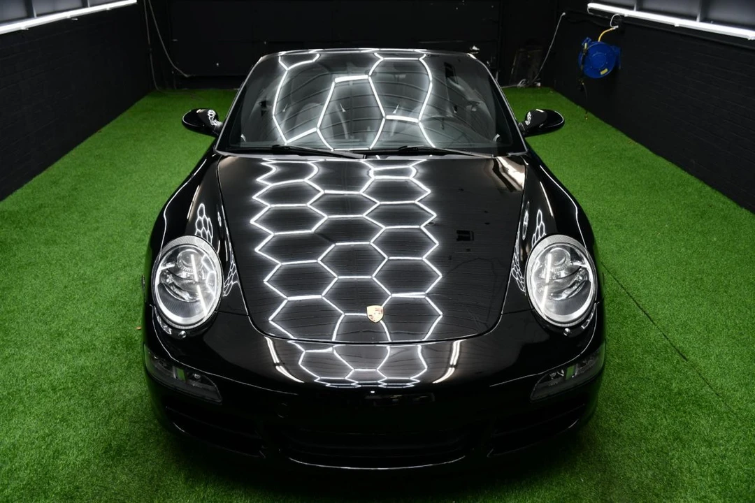 2006 Porsche - Image 7 of 31