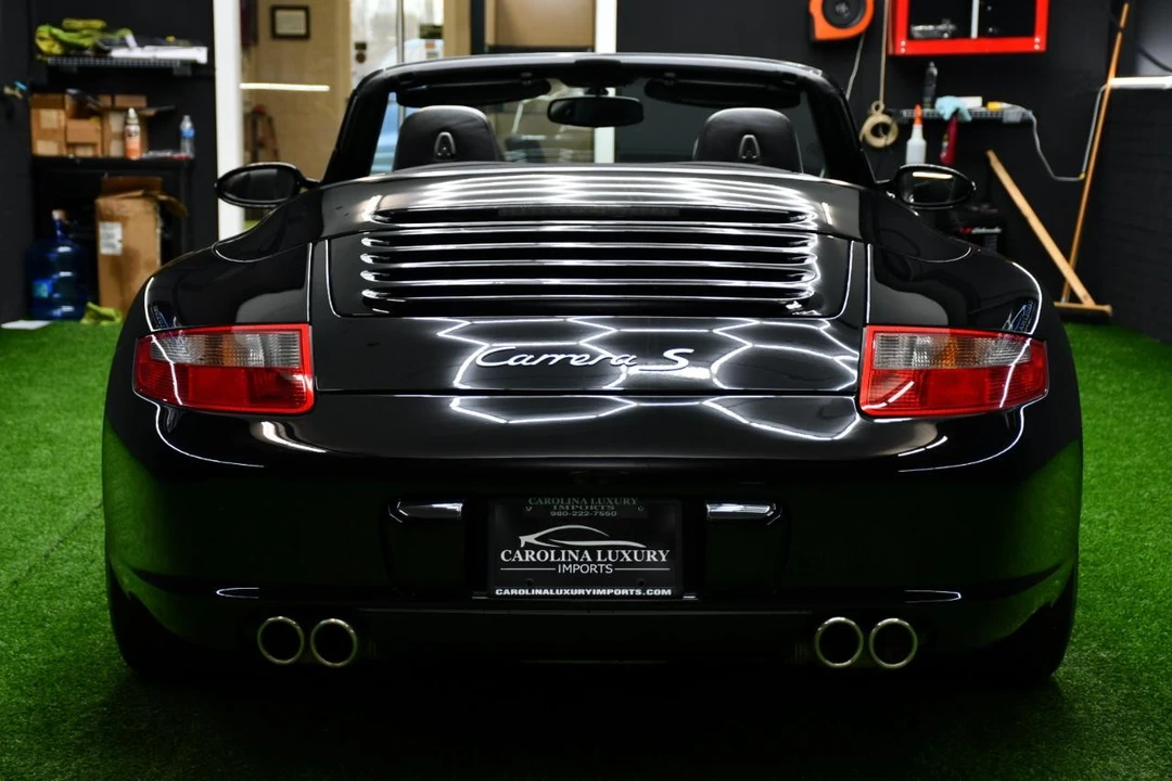 2006 Porsche - Image 3 of 31