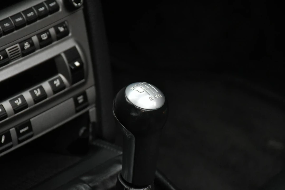 2006 Porsche - Image 17 of 31