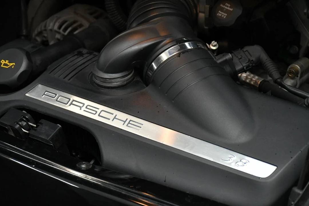 2006 Porsche - Image 12 of 31