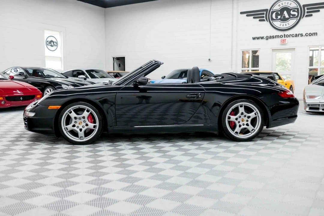2006 Porsche - Image 10 of 31