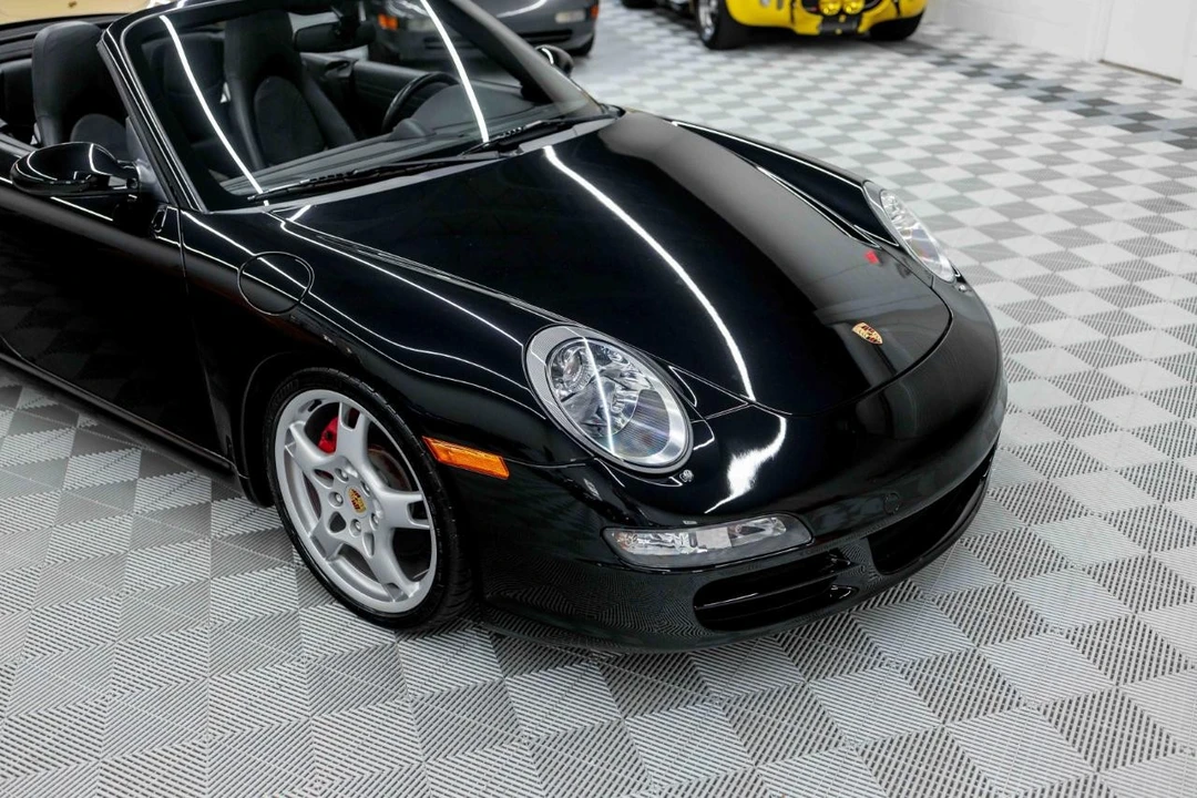 2006 Porsche - Image 15 of 31