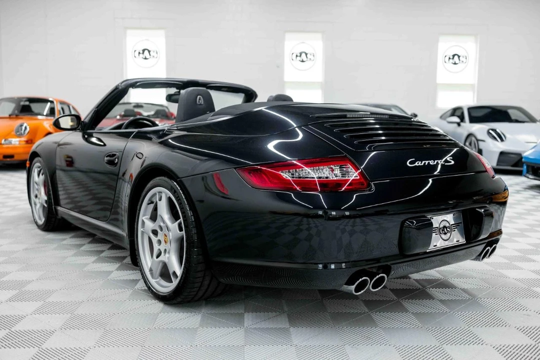 2006 Porsche - Image 9 of 31