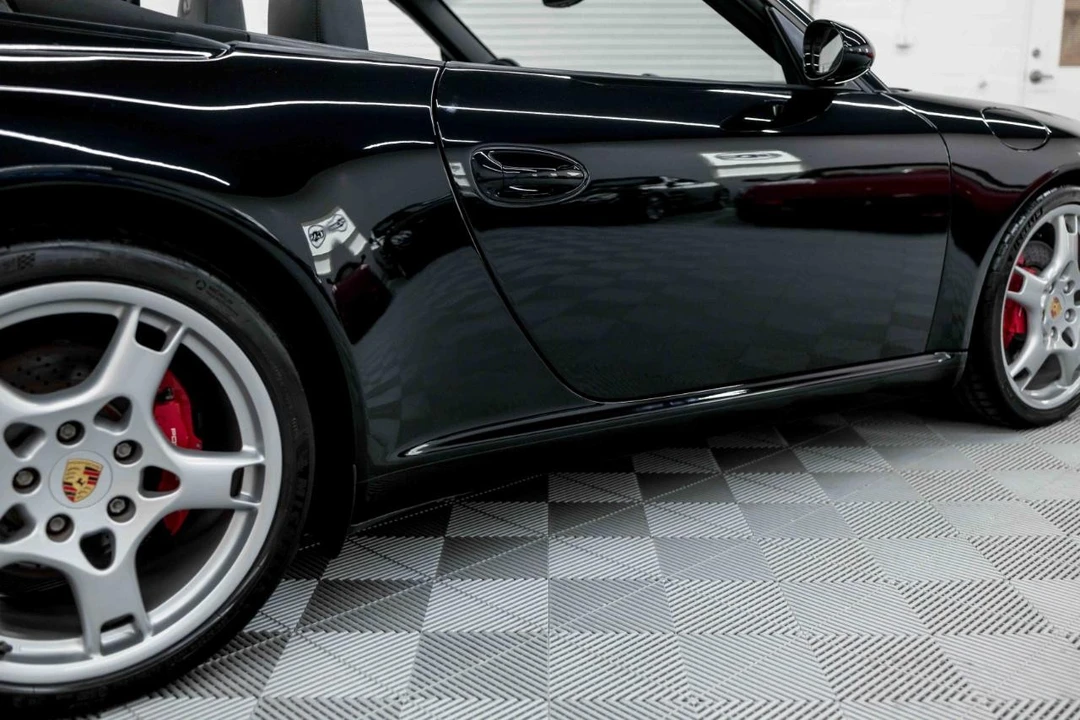 2006 Porsche - Image 19 of 31