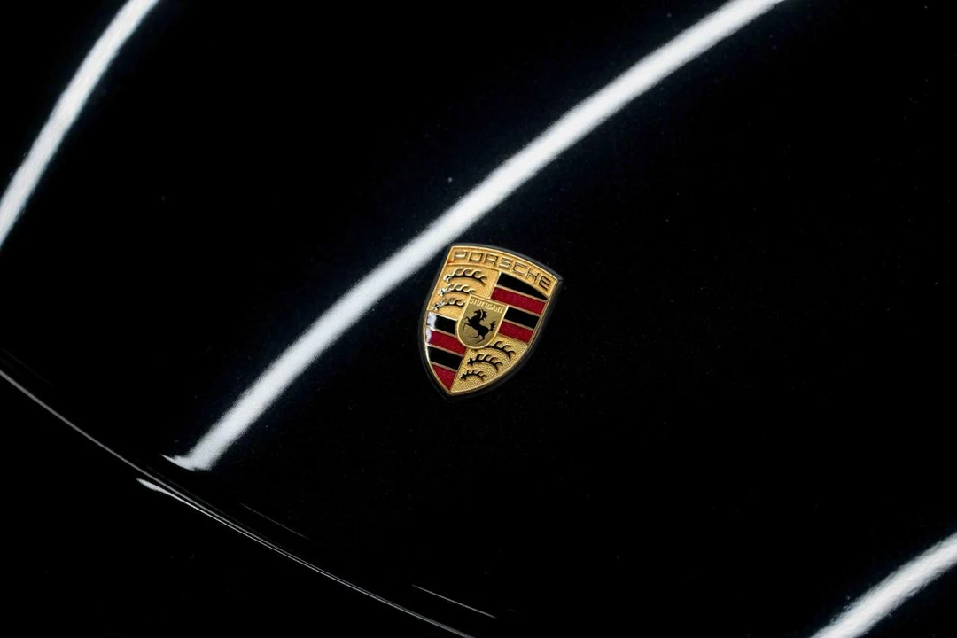 2006 Porsche - Image 13 of 31