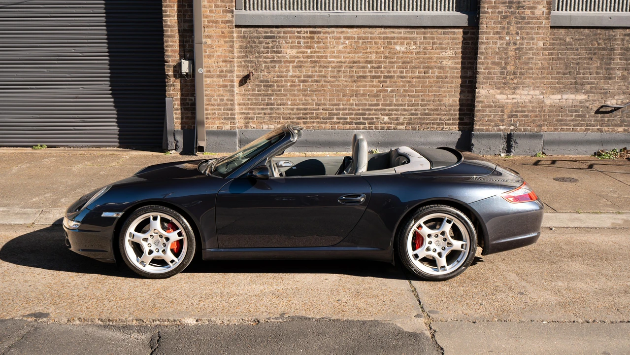 2006 Porsche 997 Carrera S - Image 15 of 31