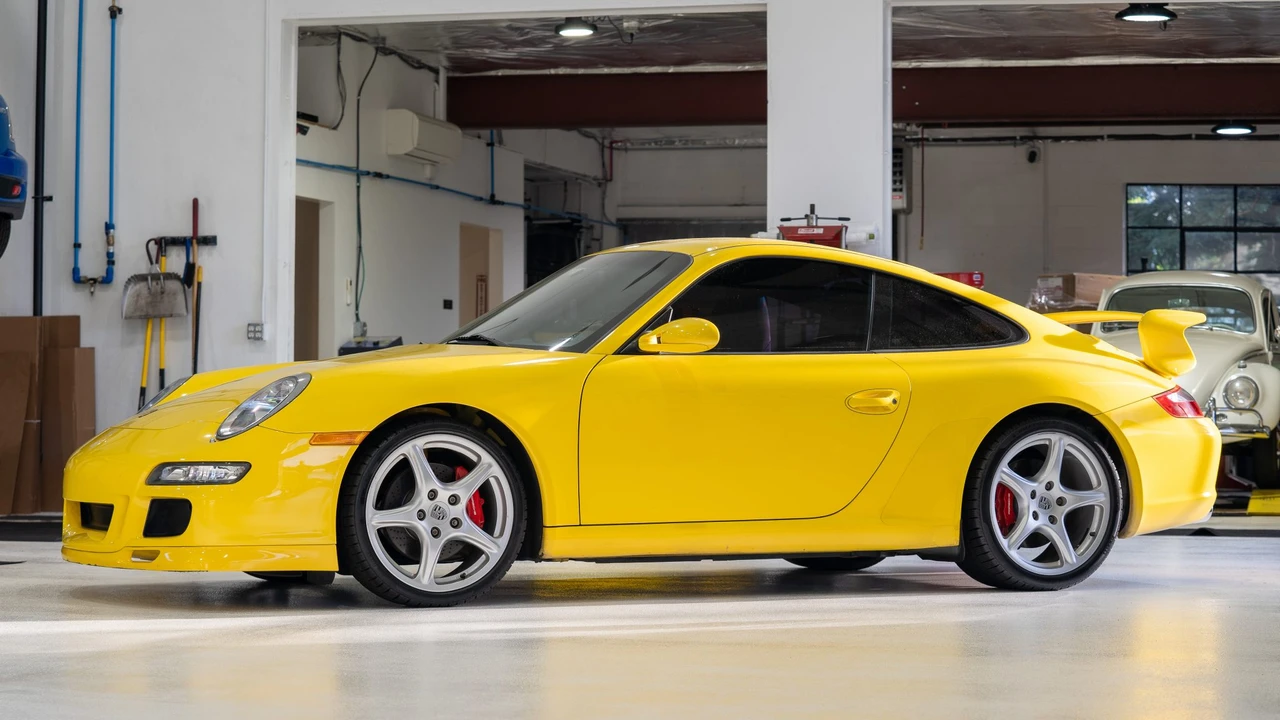2006 Porsche 997 Carrera S - Image 2 of 31