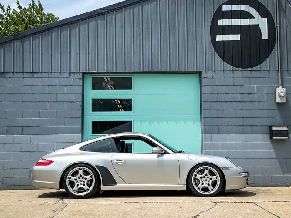 2006 Porsche 997 Carrera - Image 10 of 31