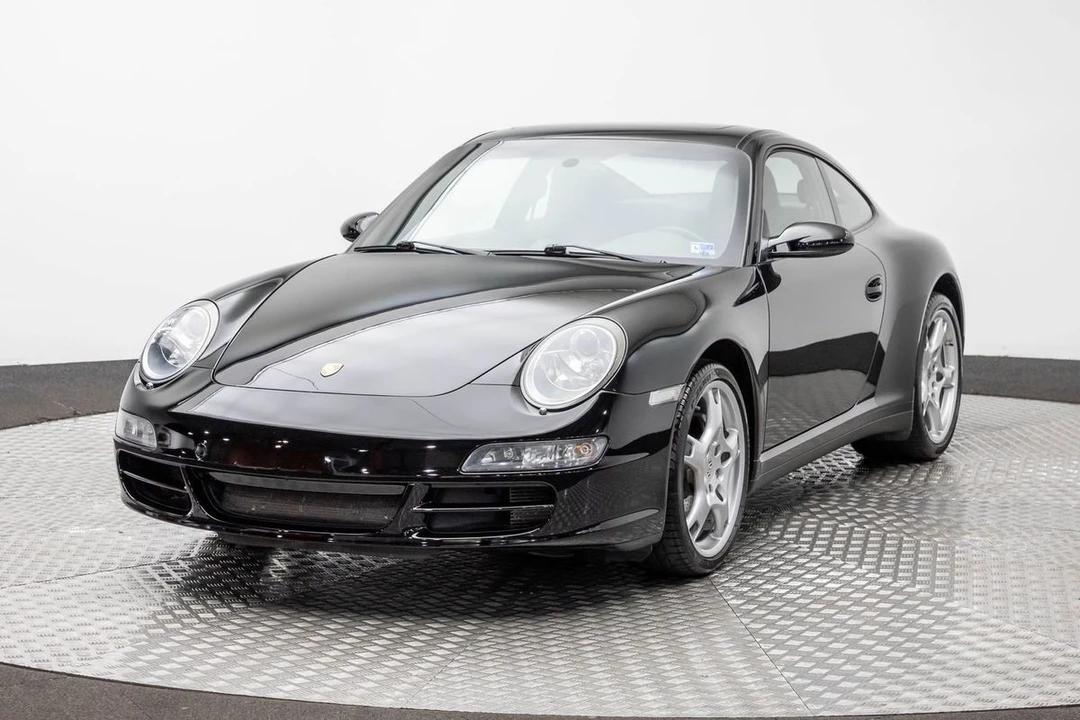 2006 Porsche 997 Carrera 4 - Image 2 of 31