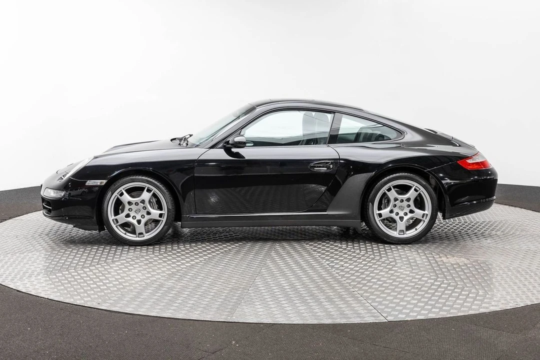 2006 Porsche 997 Carrera 4 - Image 7 of 31