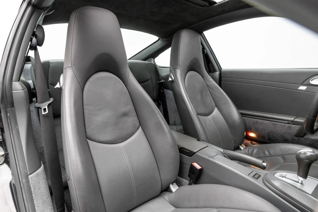 2006 Porsche 997 Carrera 4 - Image 13 of 31