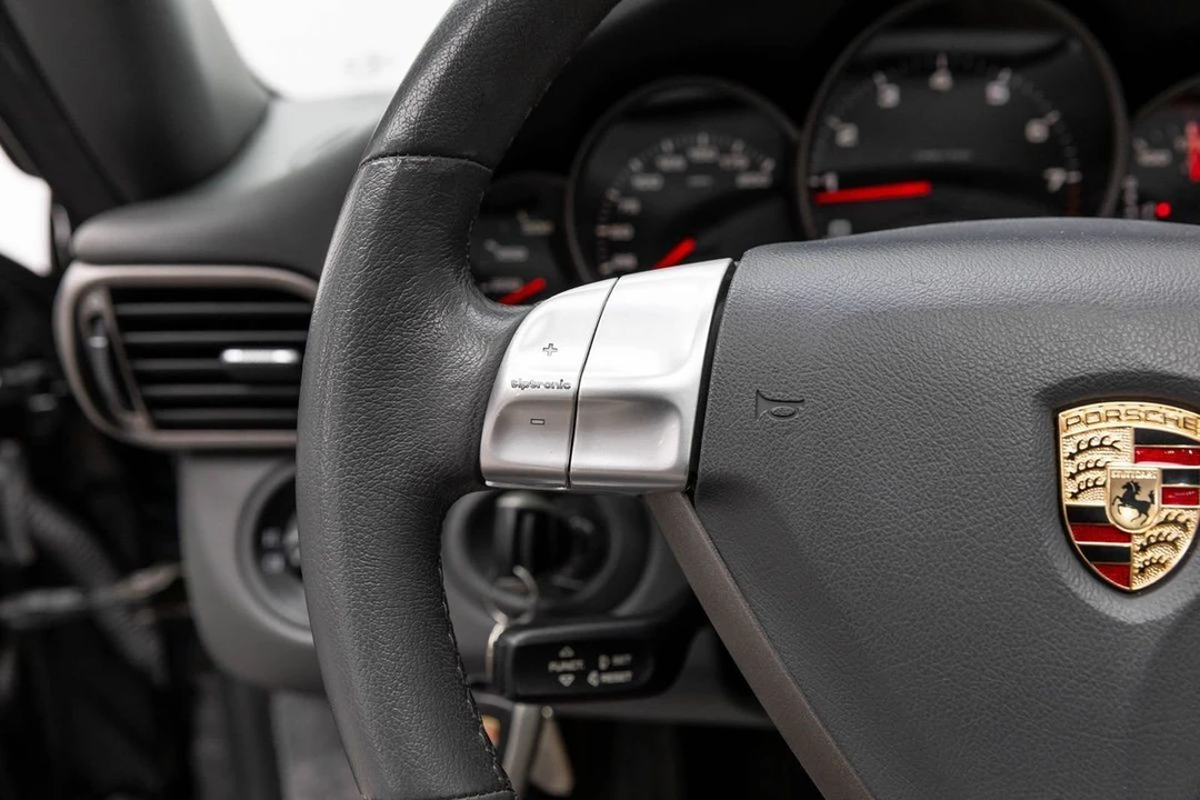 2006 Porsche 997 Carrera 4 - Image 23 of 31