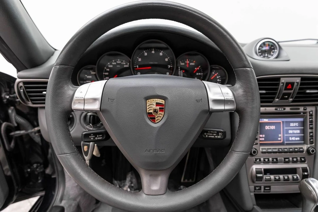 2006 Porsche 997 Carrera 4 - Image 20 of 31