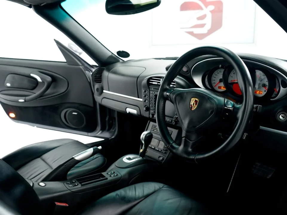 2006 Porsche 996 Turbo - Image 17 of 30