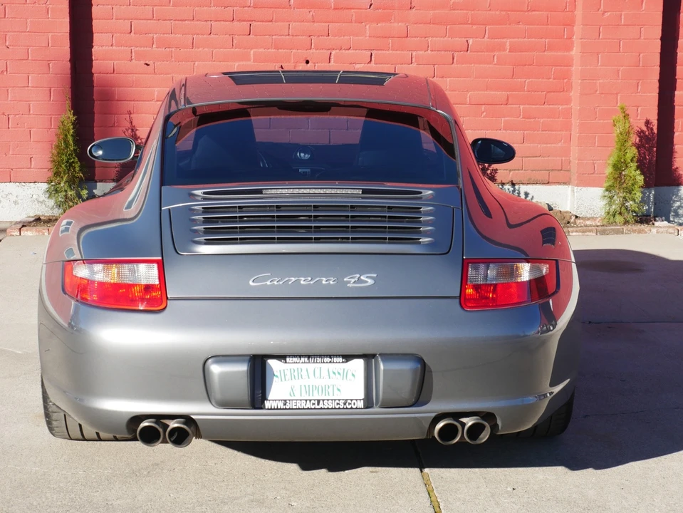 2006 Porsche 911 - Image 5 of 31