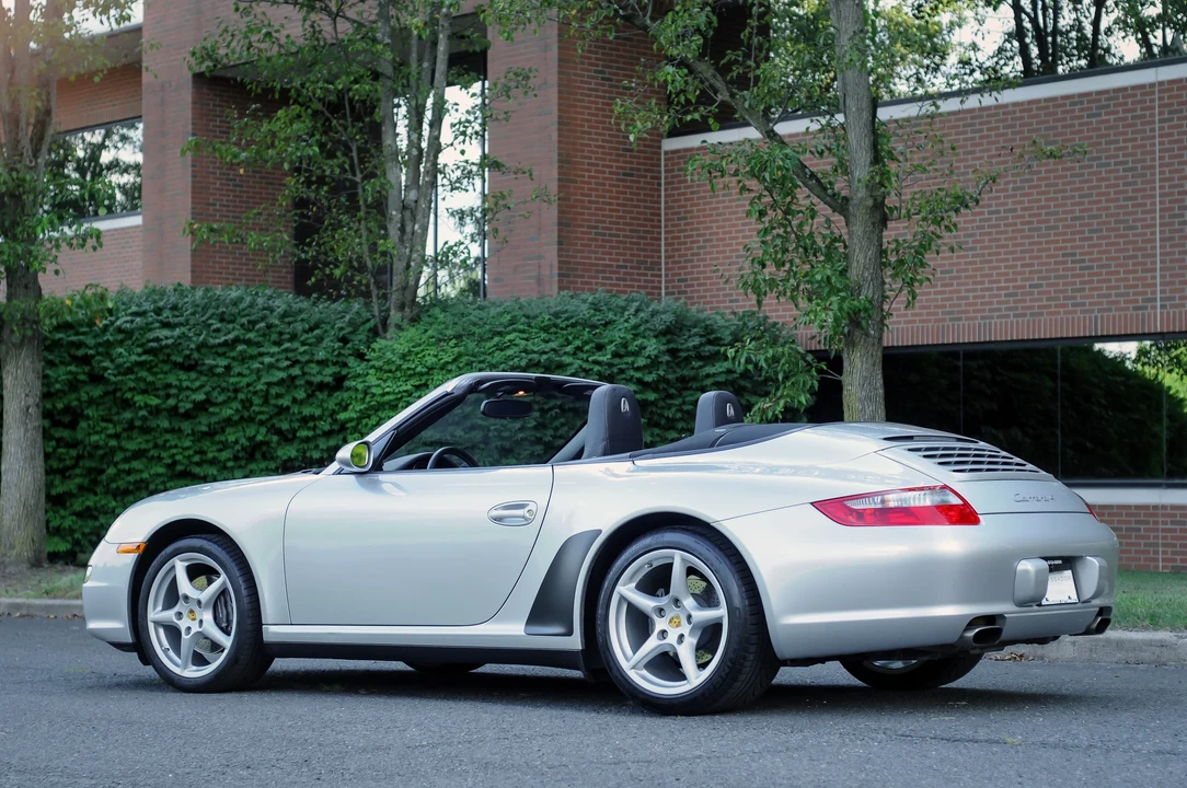 2006 Porsche 997 Carrera 4 - Image 4 of 6