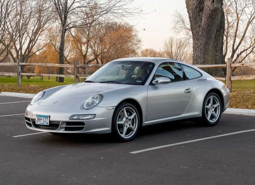 2006 Porsche 997 Carrera 4 - Image 2 of 6