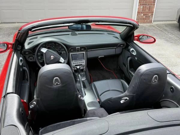 2006 Porsche 997 Carrera 4 - Image 5 of 12