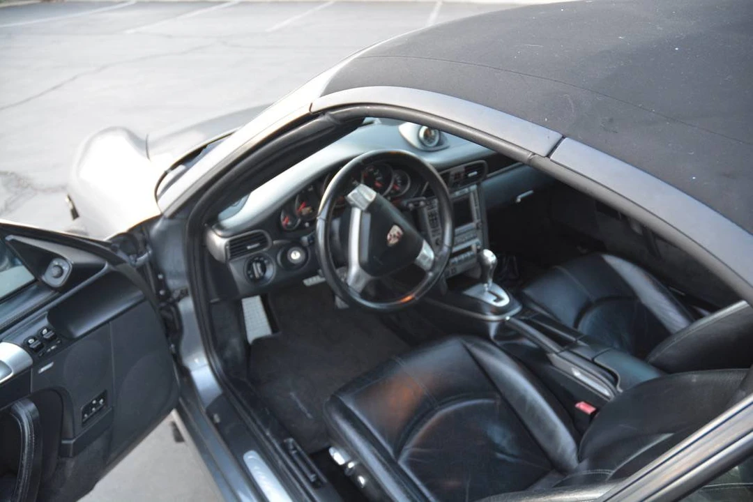 2006 Porsche 997 Carrera 4 - Image 10 of 15