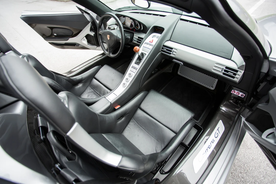 2006 Porsche Carrera GT - Image 10 of 31