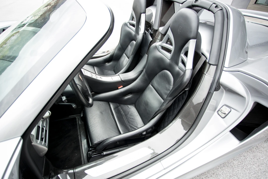 2006 Porsche Carrera GT - Image 11 of 31