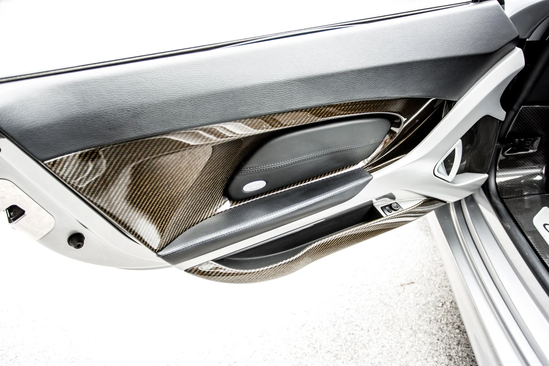 2006 Porsche Carrera GT - Image 12 of 31