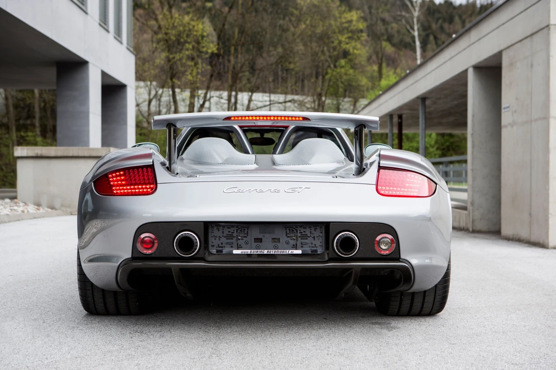 2006 Porsche Carrera GT - Image 25 of 31