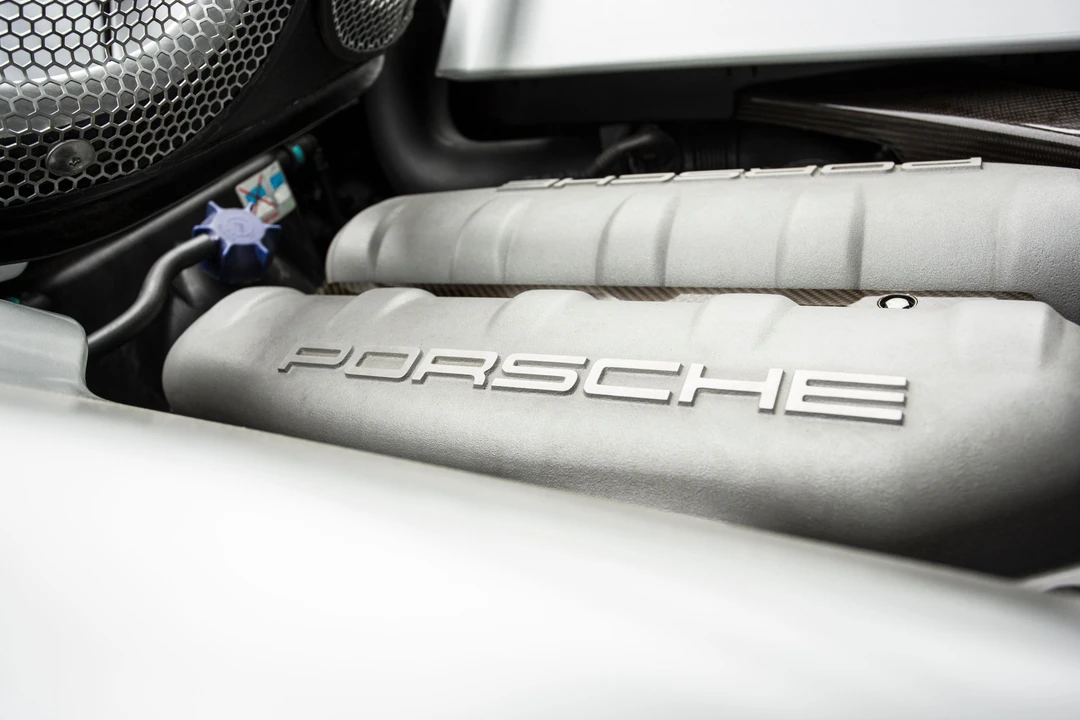 2006 Porsche Carrera GT - Image 8 of 31