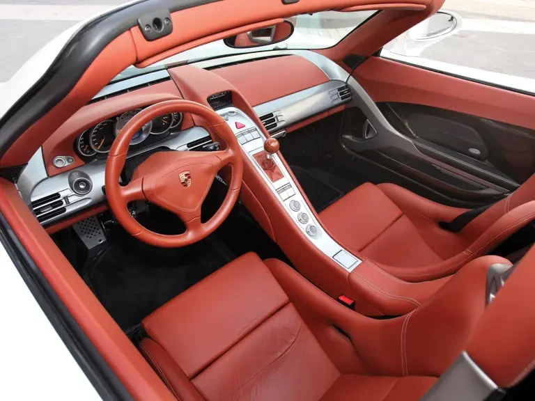 2006 Porsche Carrera GT - Image 5 of 17