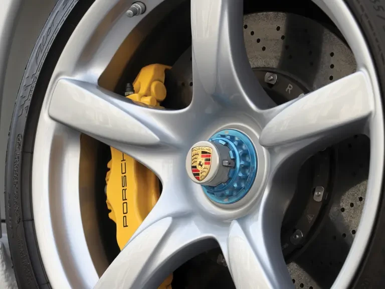 2006 Porsche Carrera GT - Image 10 of 17