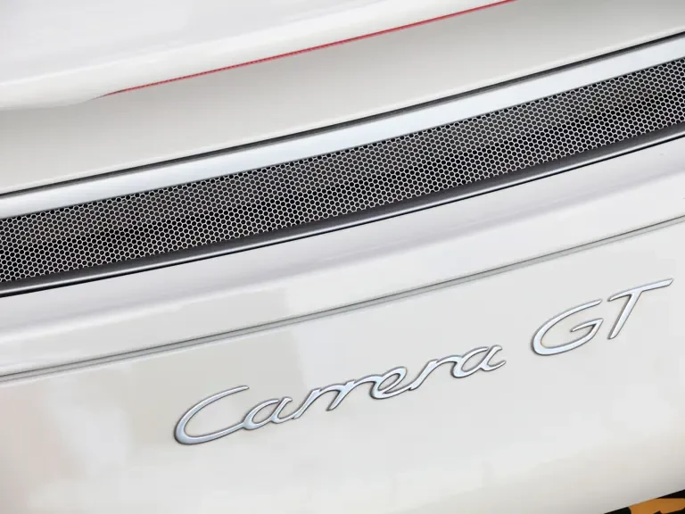 2006 Porsche Carrera GT - Image 8 of 17