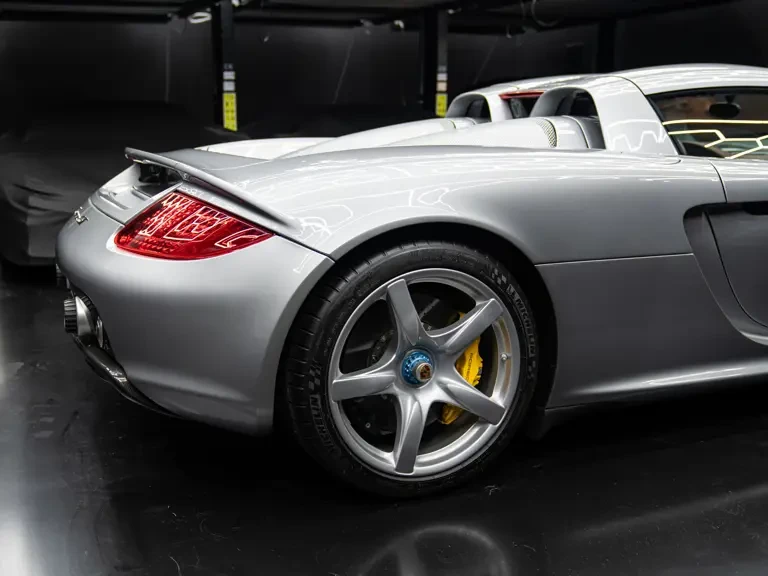 2006 Porsche Carrera GT - Image 24 of 31