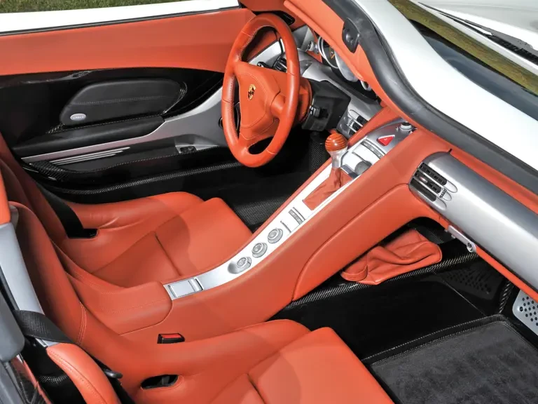 2006 Porsche Carrera GT - Image 12 of 26