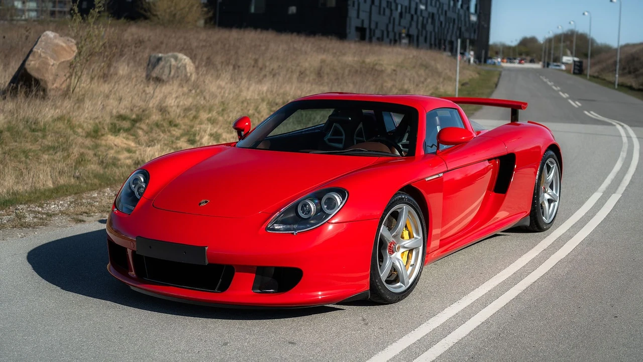 2006 Porsche Carrera GT - Image 12 of 31