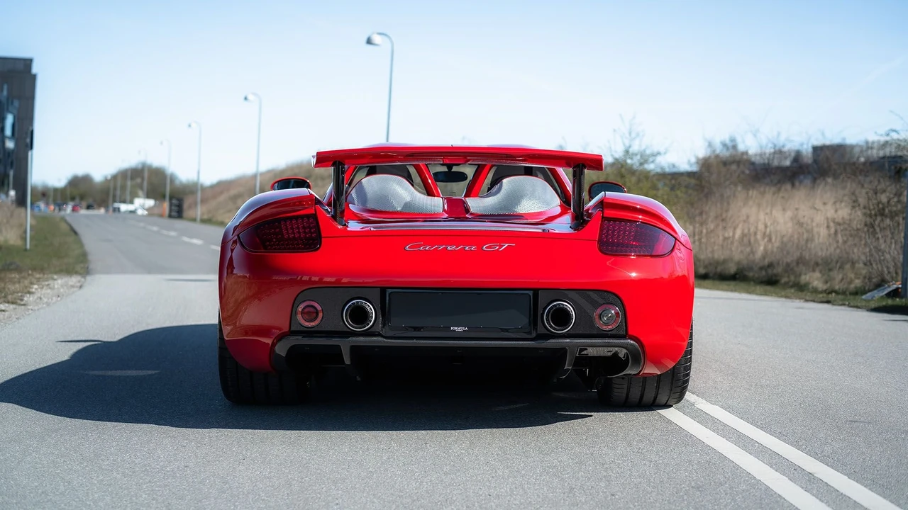 2006 Porsche Carrera GT - Image 4 of 31